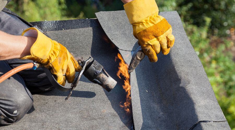Professional flood damage restoration services in Marshes Siding, KY